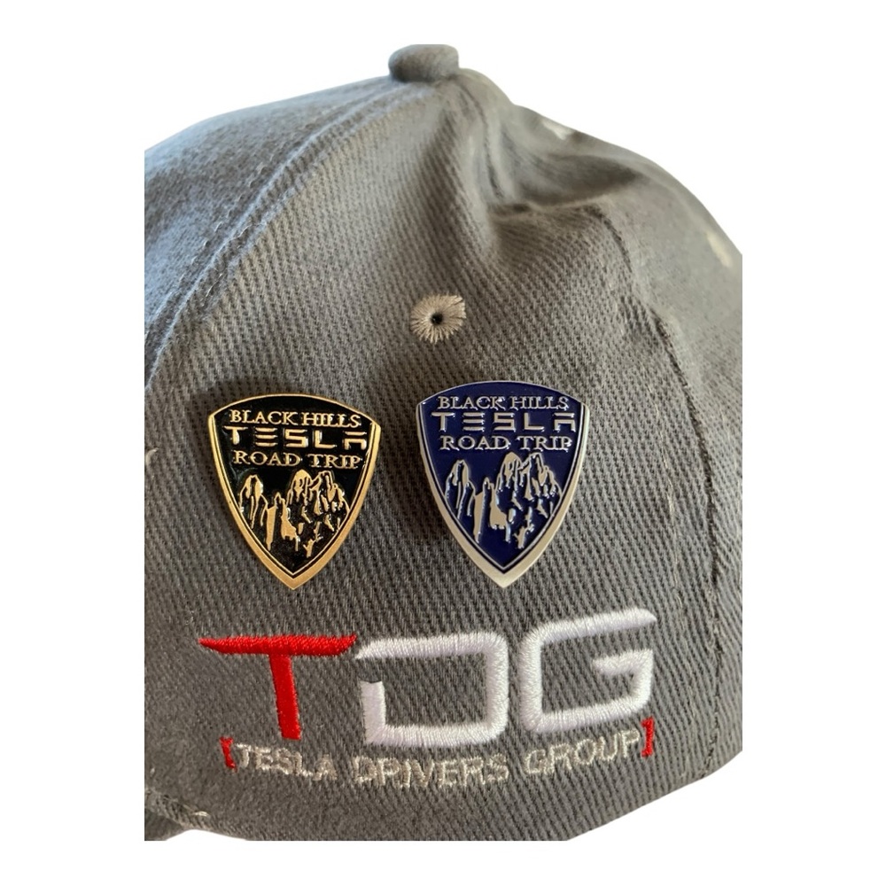 Tesla Drivers Group Hat with RARE Pins - Picture 2 of 7